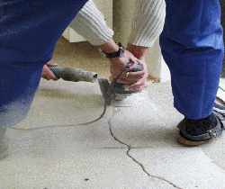 Что представляет собой укладка линолеума на бетонный пол