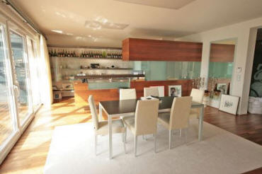 Выбор мебели для столовой.