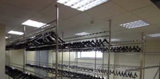 Виды гардеробного оборудования для заведений и что выбрать