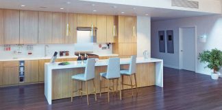 Ремонт кухни в Москве: к кому обратиться за помощью?