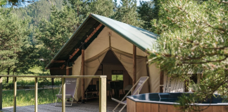 Система управления отелями с модулем бронирования: эффективность и контроль в одном решении